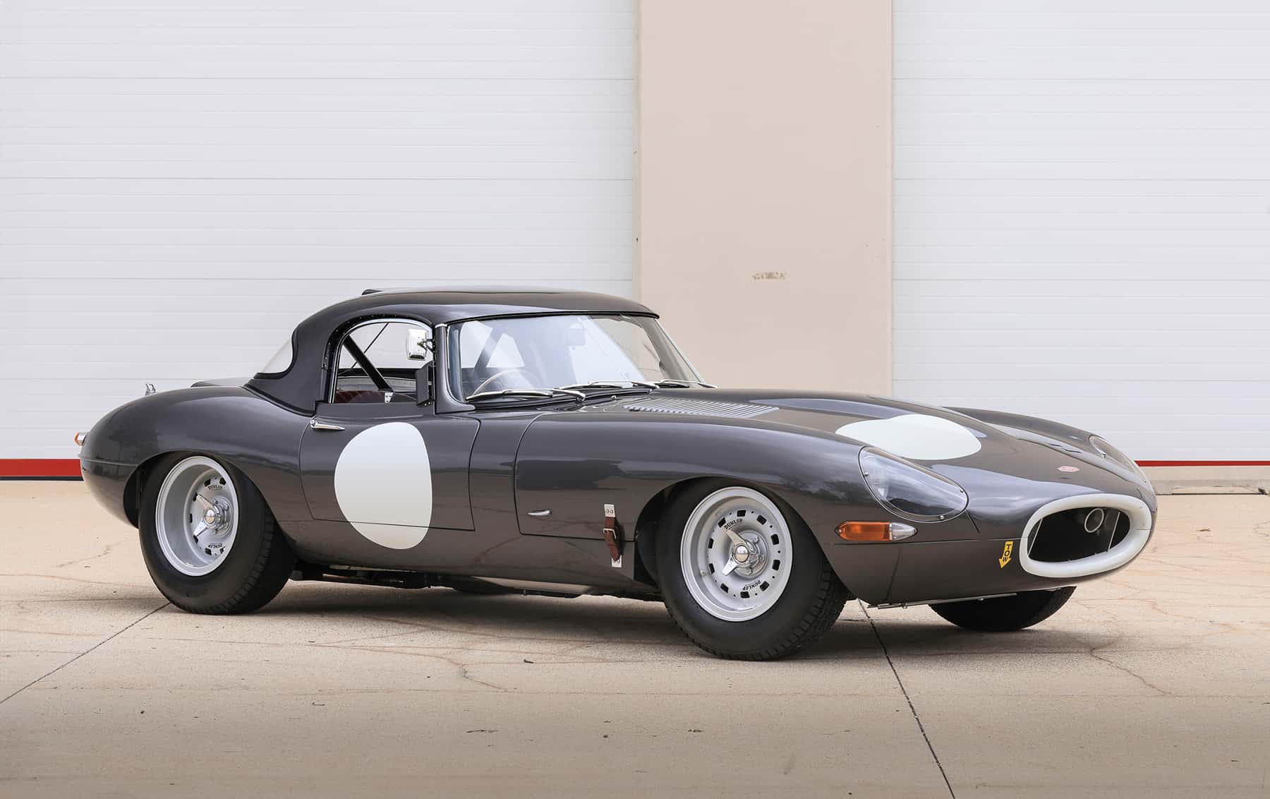 1963 Jaguar E-Type Lightweight Continuation sold for $797,000