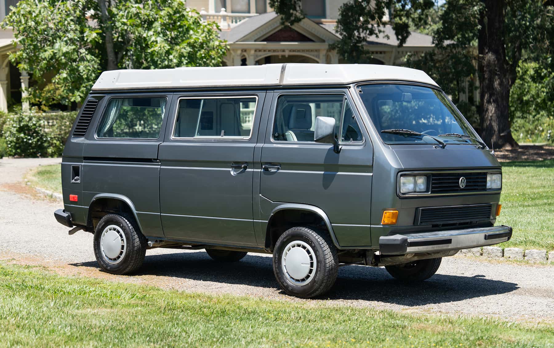 1987 Volkswagen Vanagon GL Westfalia sold for $40,320
