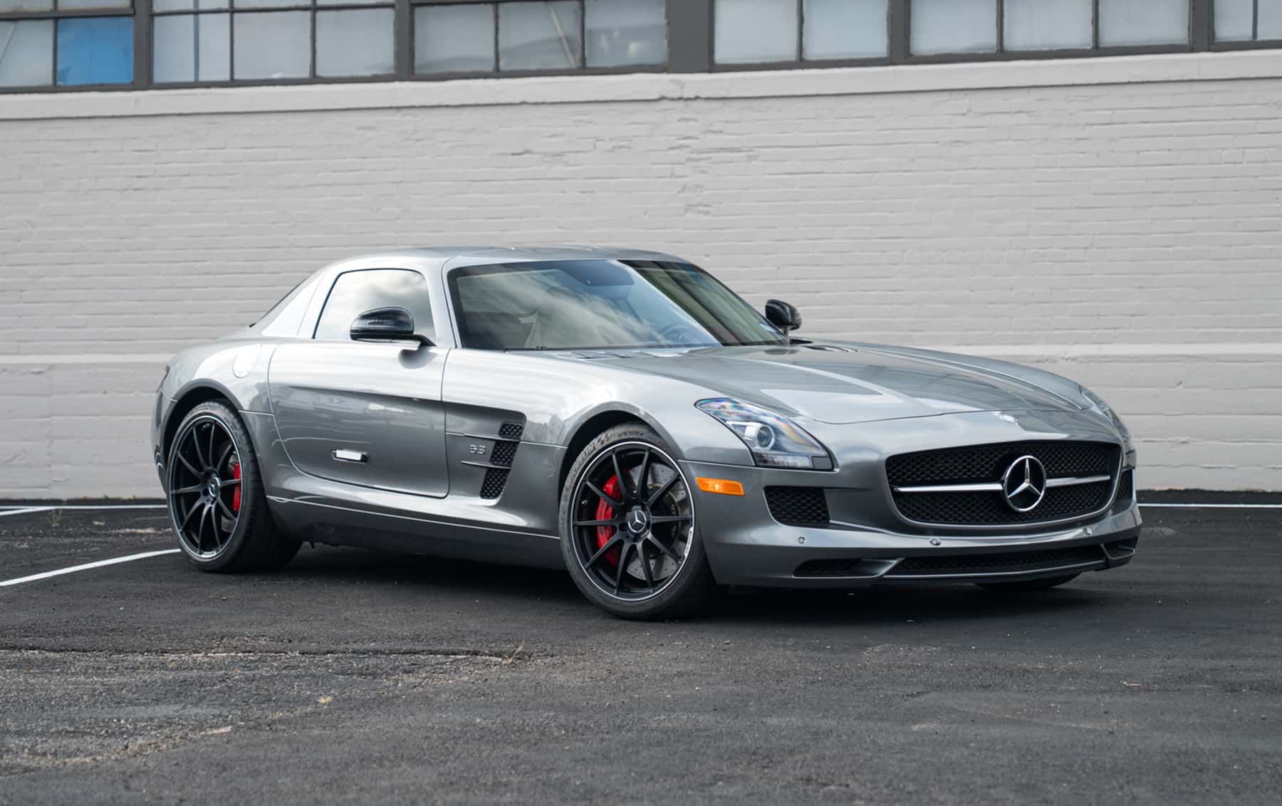 2014 Mercedes-Benz SLS AMG GT sold for $240,800