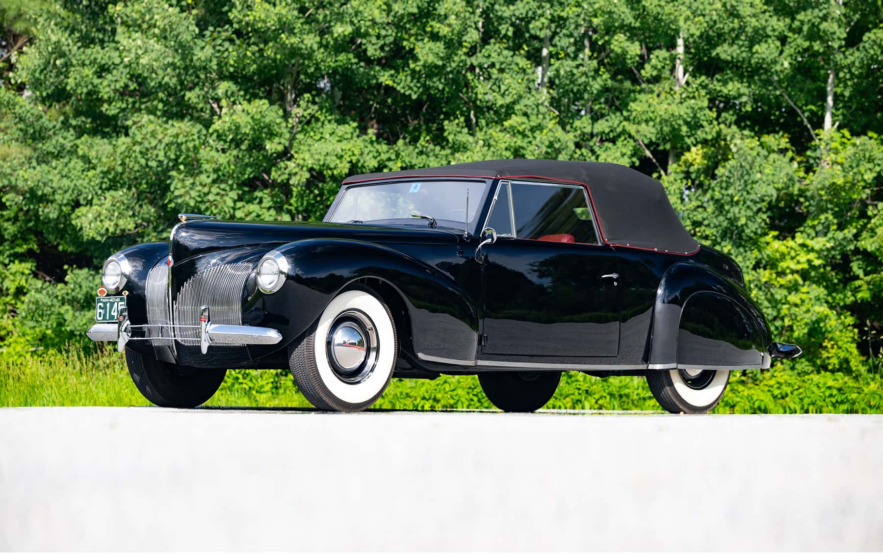 1940 Lincoln Zephyr Continental Convertible sold for $61,600