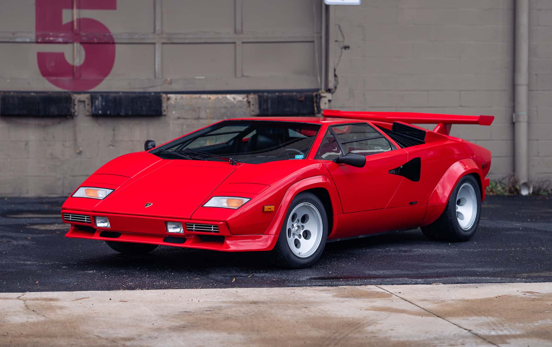 1984 Lamborghini Countach 5000S sold for $544,000
