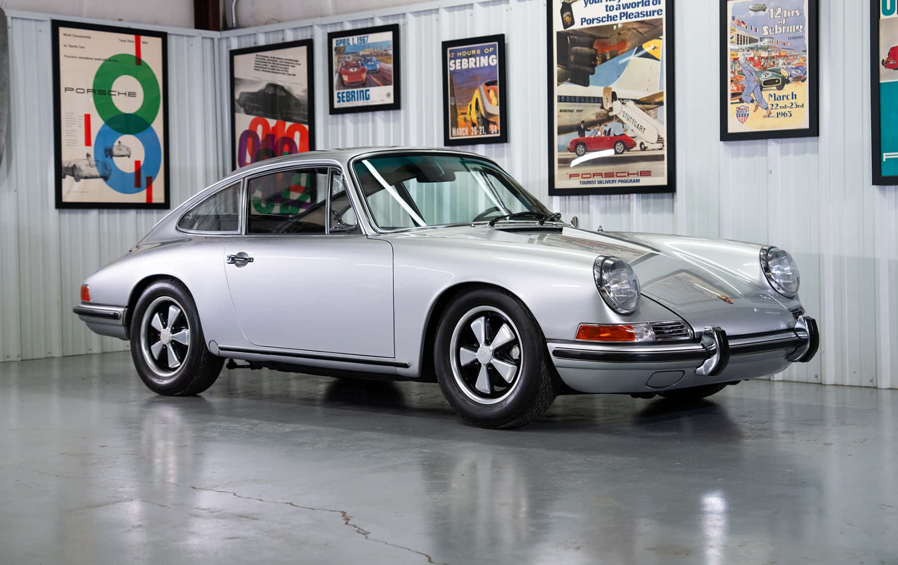 1968 Porsche 911 2.0 S sold for $151,200