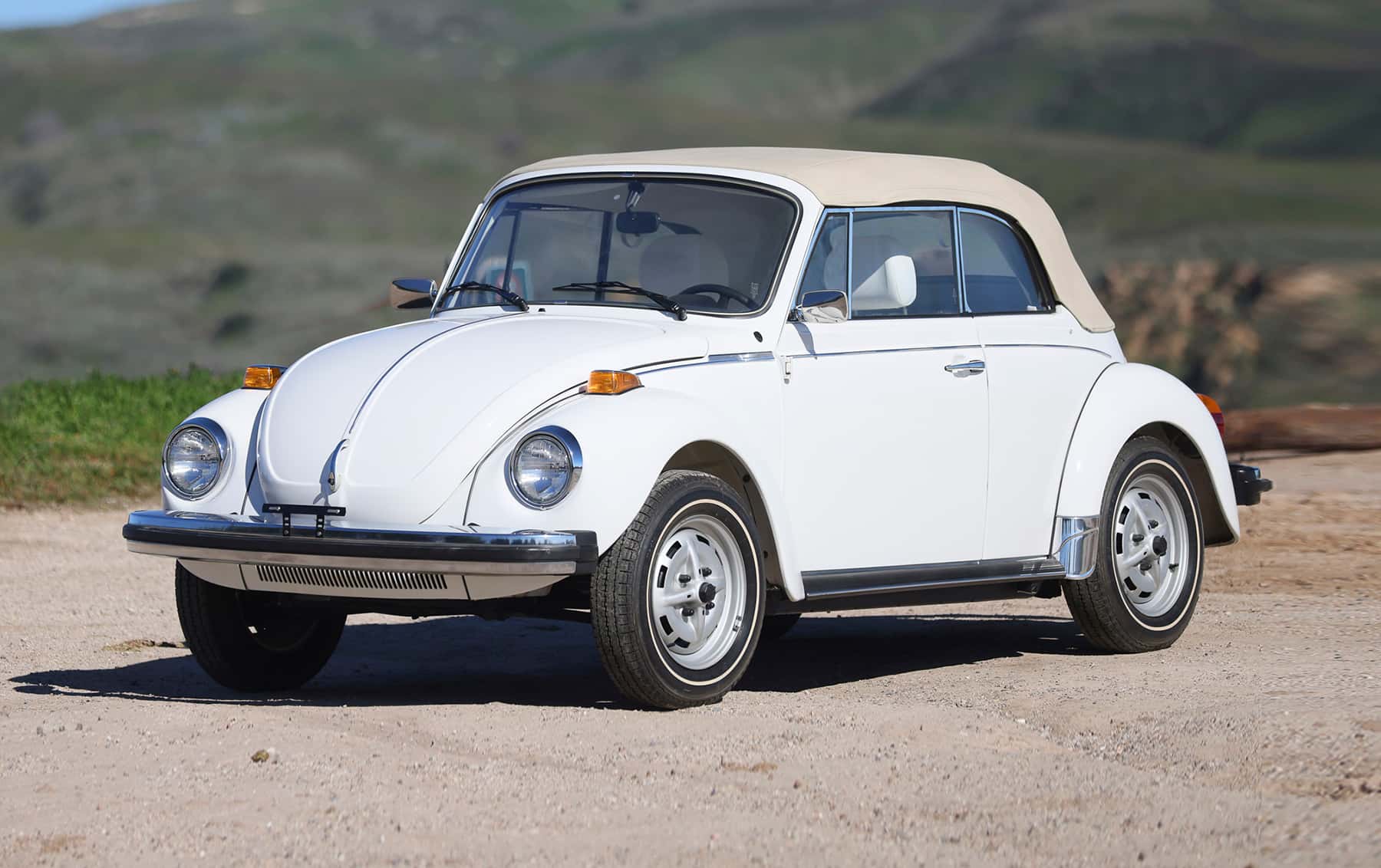 1979 Volkswagen Super Beetle Convertible sold for $73,920
