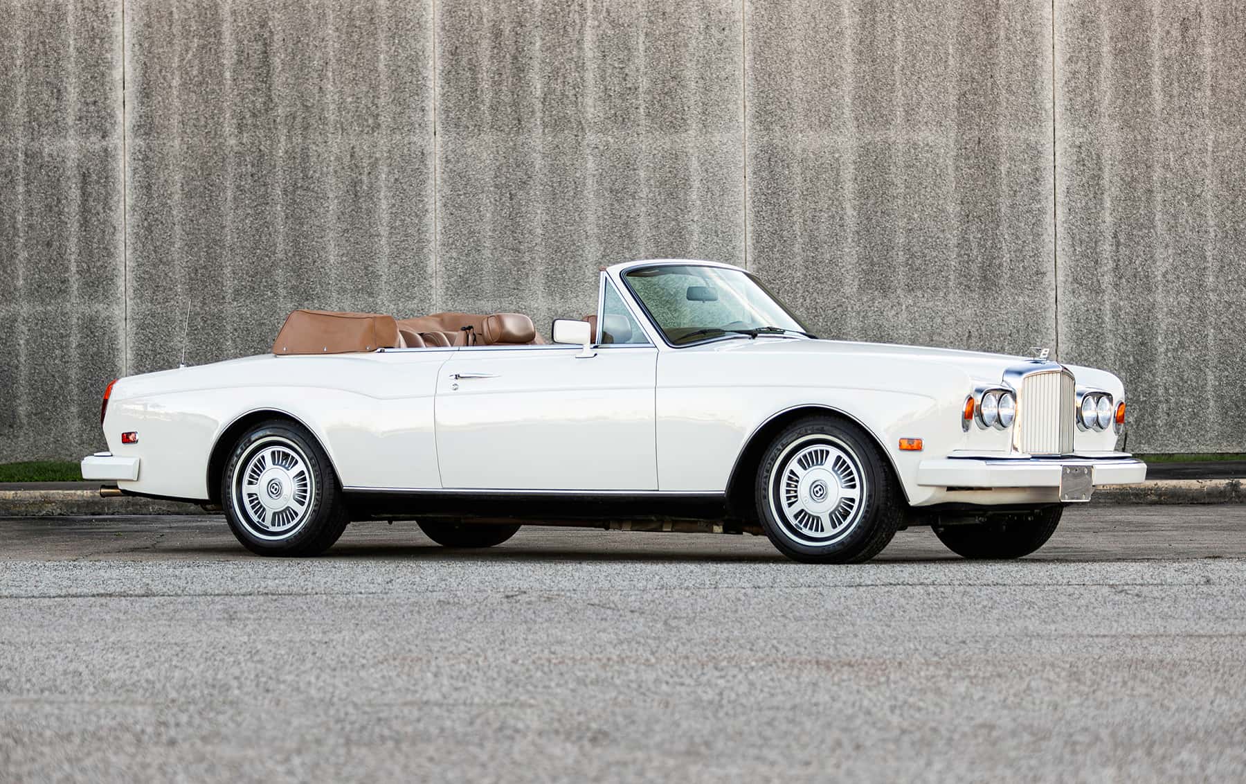 1989 Bentley Continental Convertible sold for $98,000