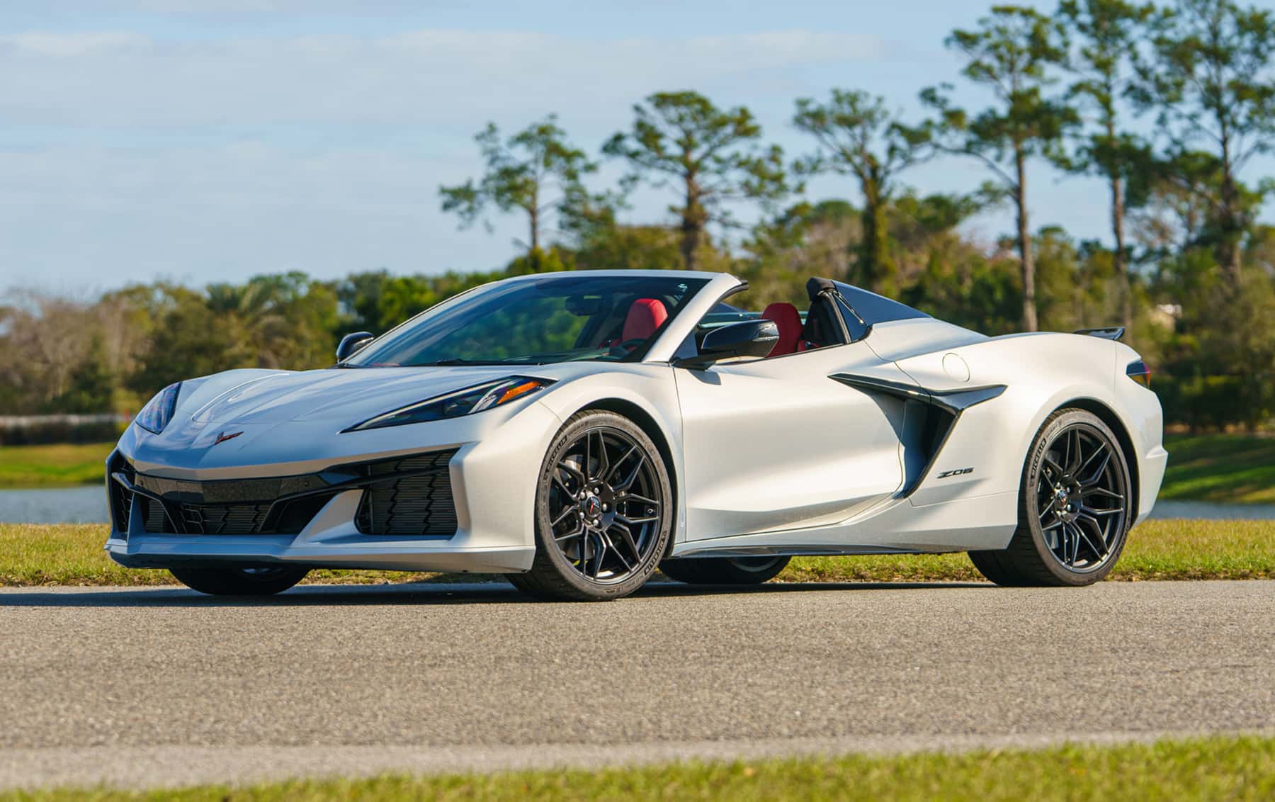 2023 Chevrolet Corvette Z06 Convertible 3LZ sold for $140,000