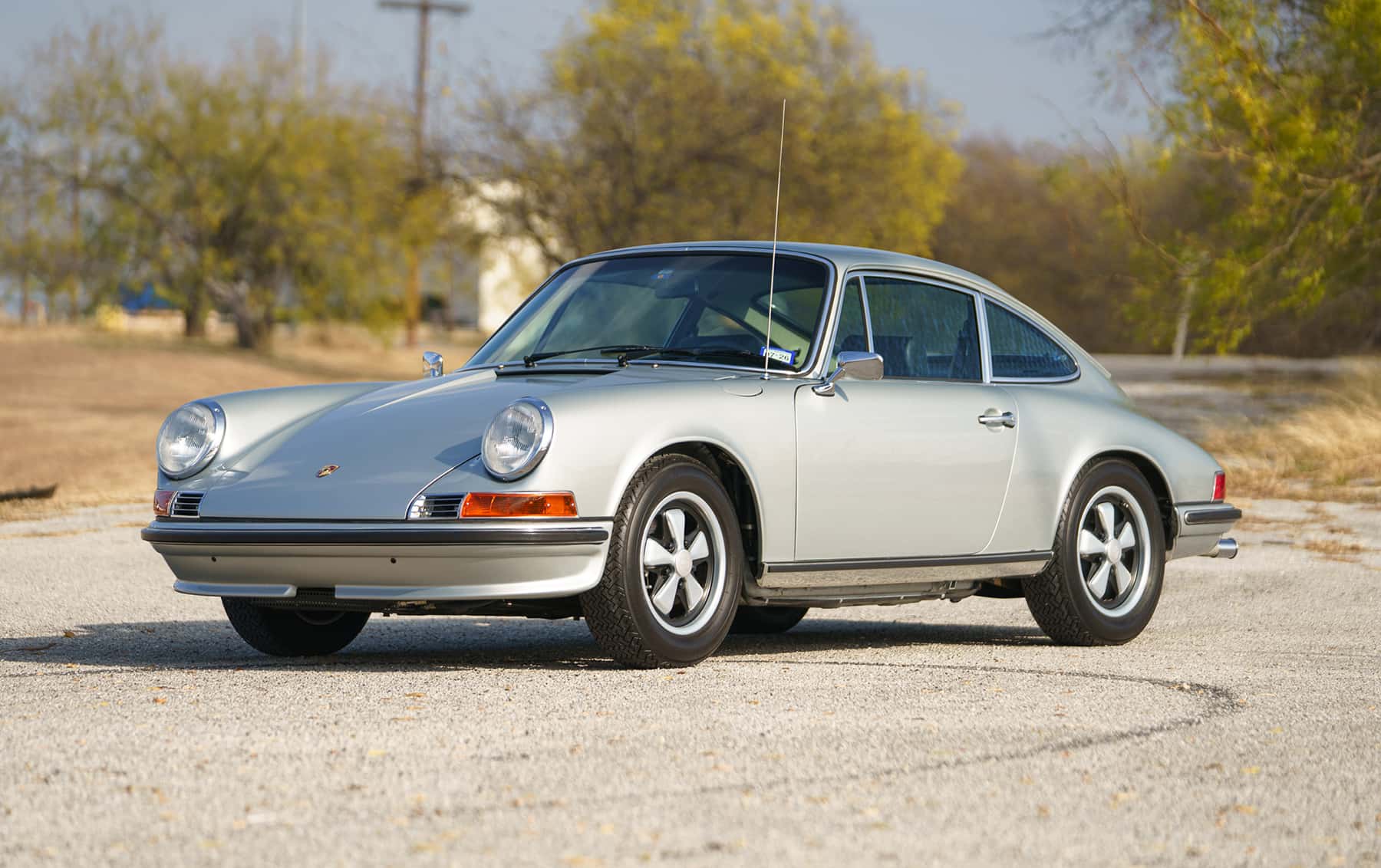 1972 Porsche 911 2.4 S sold for $204,400