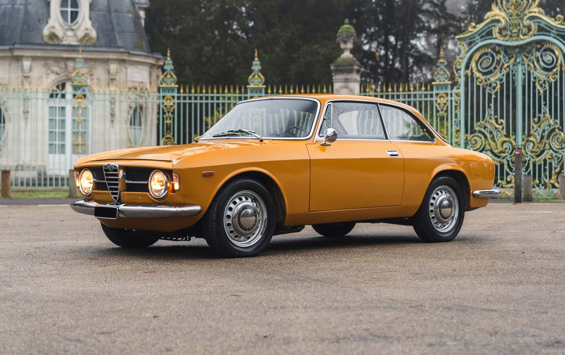 1969 Alfa Romeo 1300 GT Junior sold for $41,400