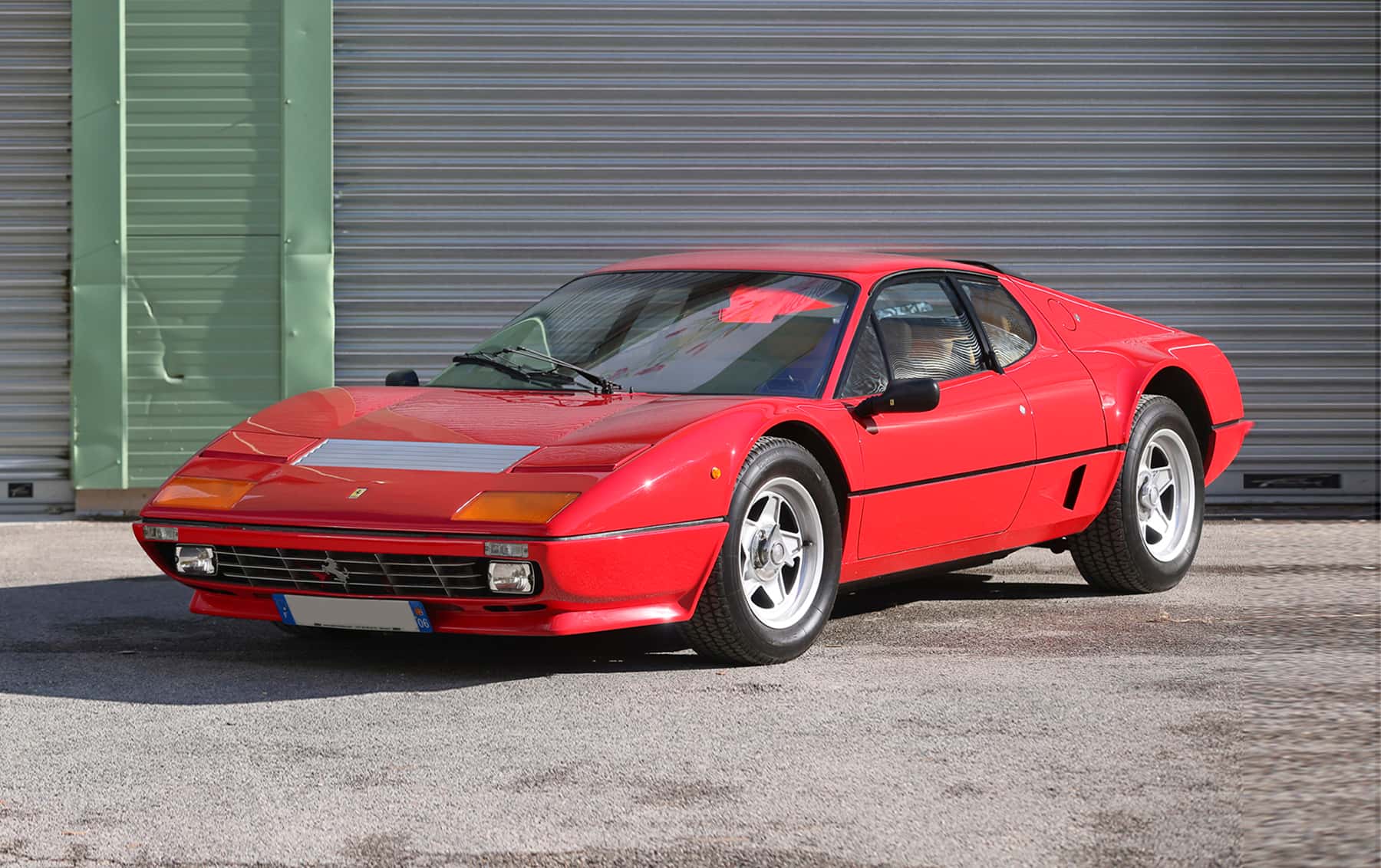 1981 Ferrari 512 BBi sold for $207,000