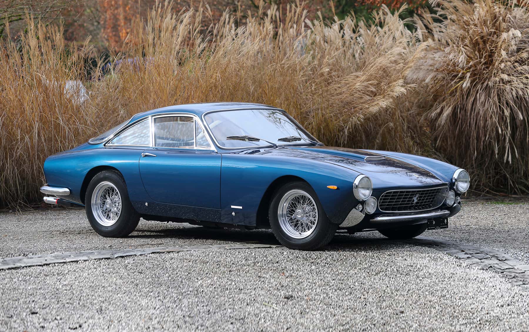 1963 Ferrari 250 GT Lusso sold for $1,242,500