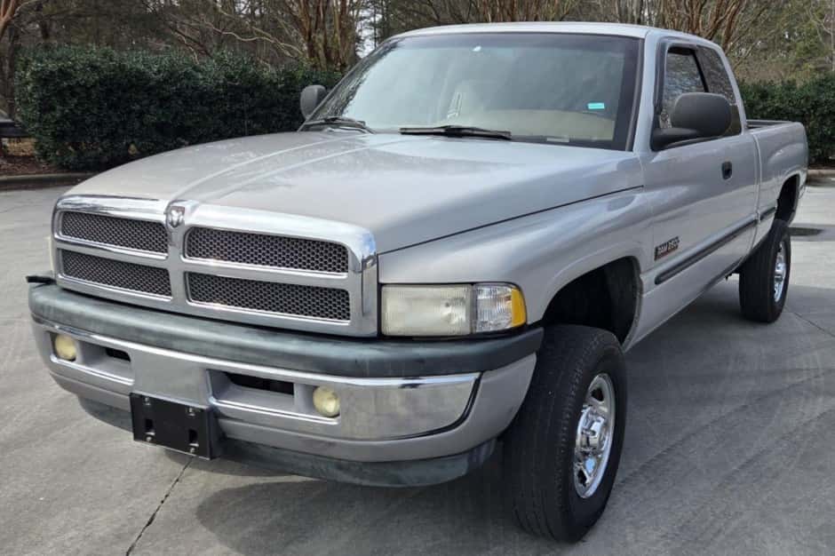 1999 Dodge Ram HD (1994-2002) sold for $28,000
