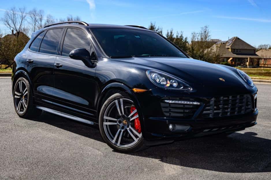 2014 Porsche 958 Cayenne (2011-2018) sold for $45,600