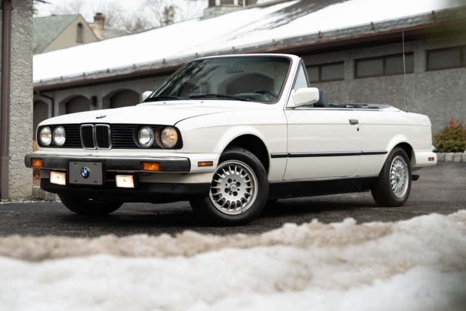 1990 BMW E30 3-Series Convertible sold for $8,250