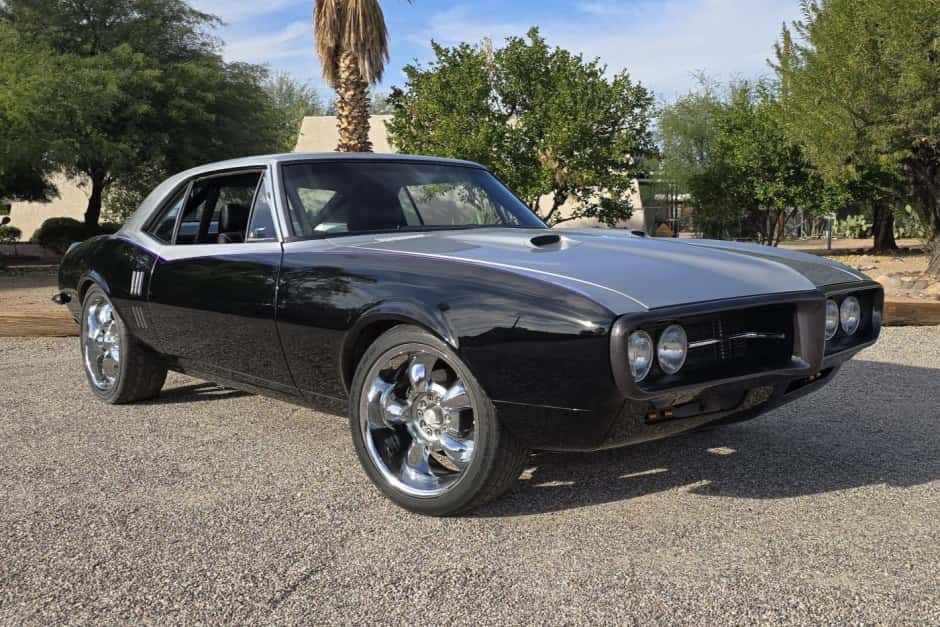 1967 Pontiac Firebird (1st Generation – 1967-1969) sold for $30,000