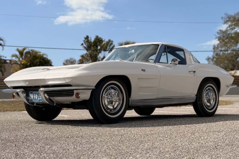 1963 Chevrolet Corvette C2 sold for $140,000