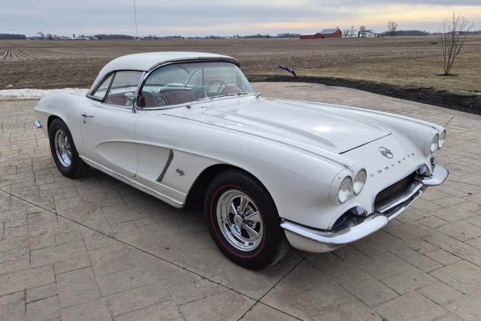1962 Chevrolet Corvette C1 (1961-1962) sold for $58,000