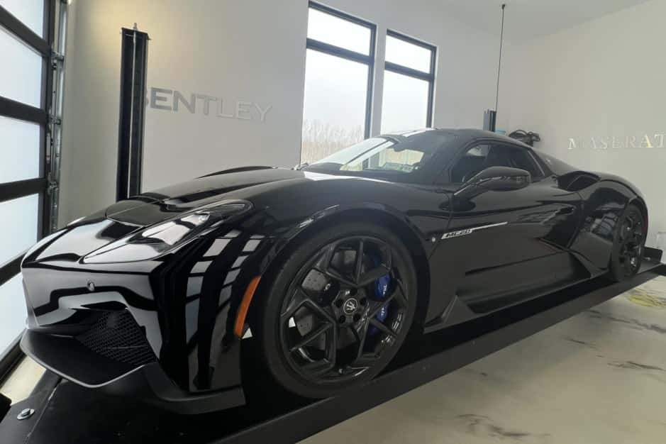 2023 Maserati MC20 / MCPura sold for $201,000