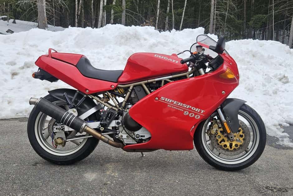 1996 Ducati 750, 800, 900, & 1000 Supersport (1988-2007) sold for $7,150