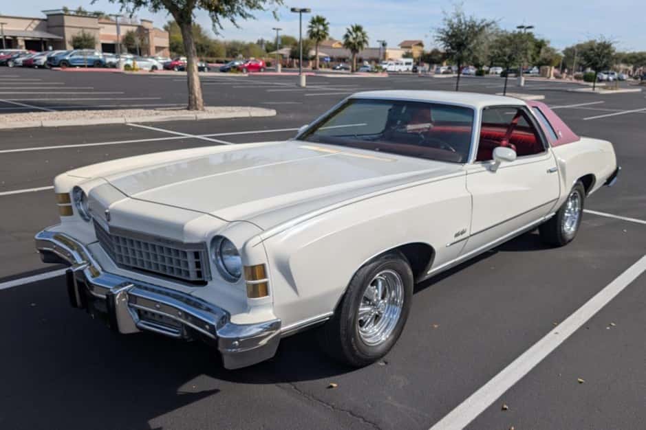 1974 Chevrolet Monte Carlo sold for $9,000