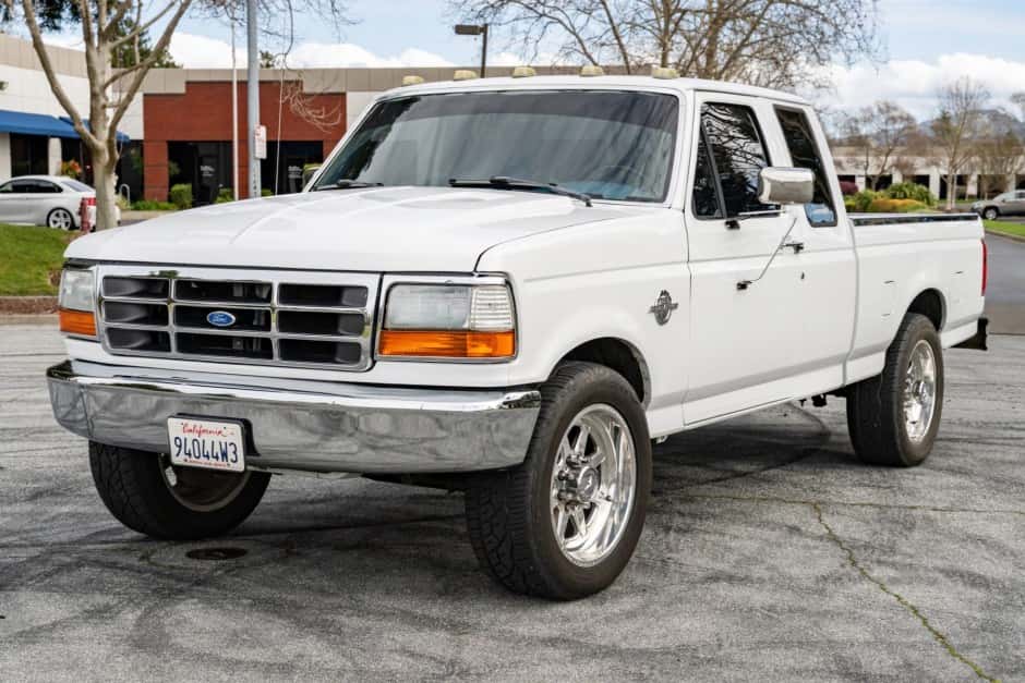 1996 Ford F-Series 1992-1997 sold for $8,000