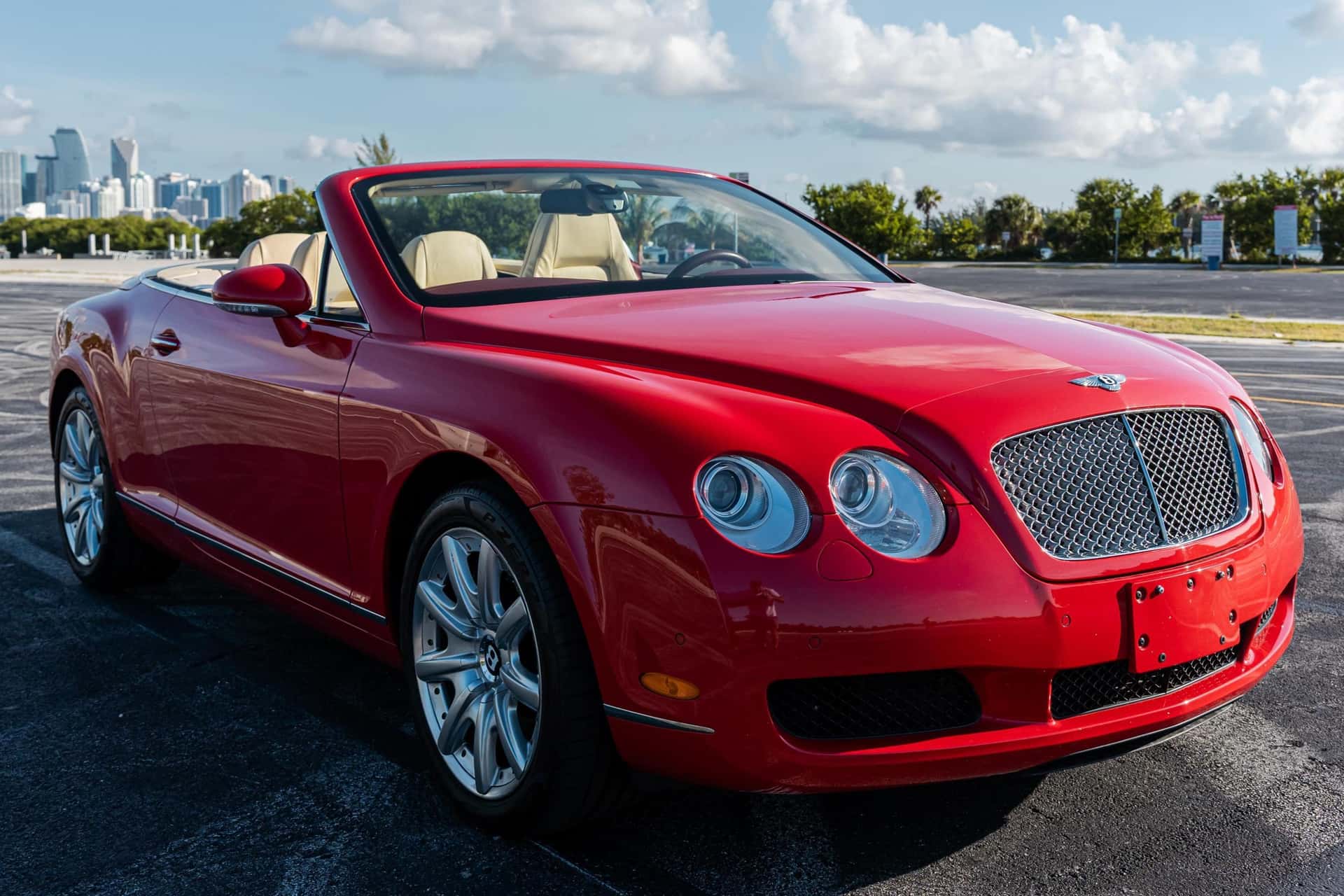2007 Bentley Continental sold for $32,000