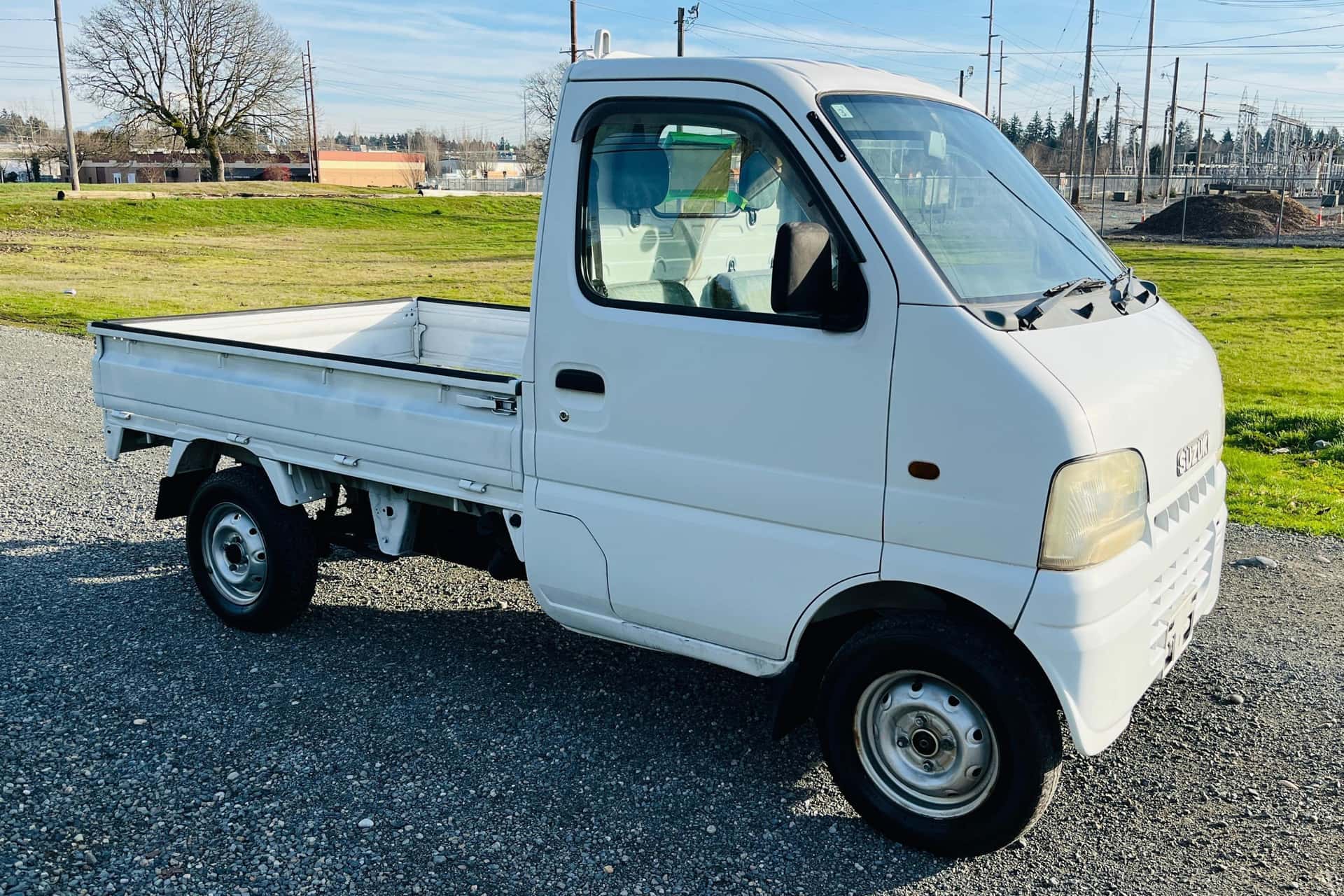 2000 Suzuki Carry Truck sold for $4,700