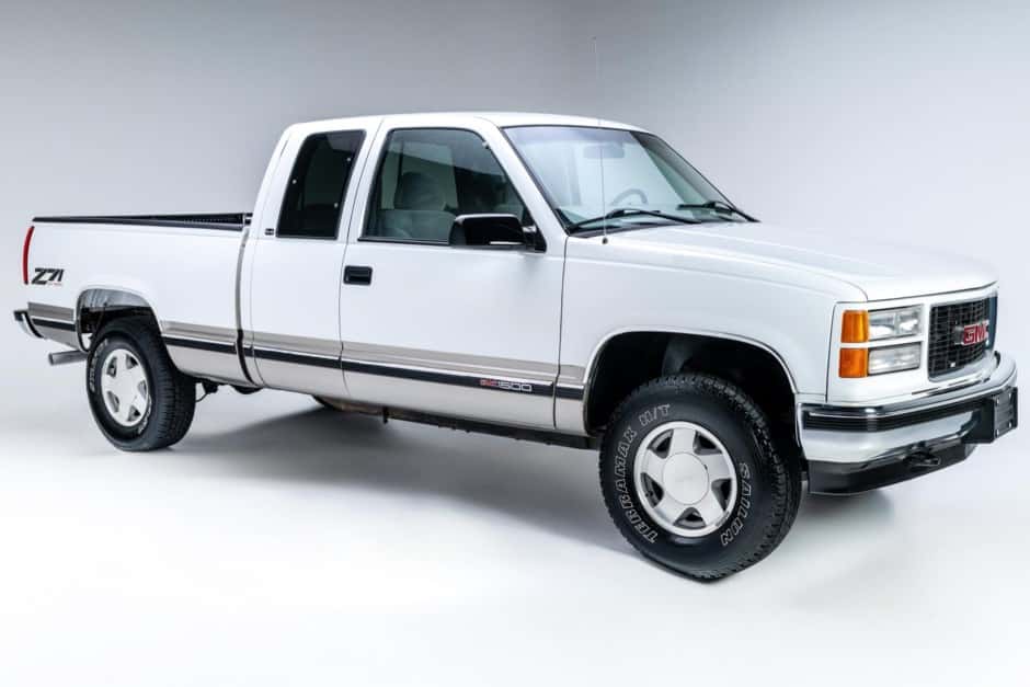 1998 GMC Sierra (GMT400 1988-2002) sold for $13,750