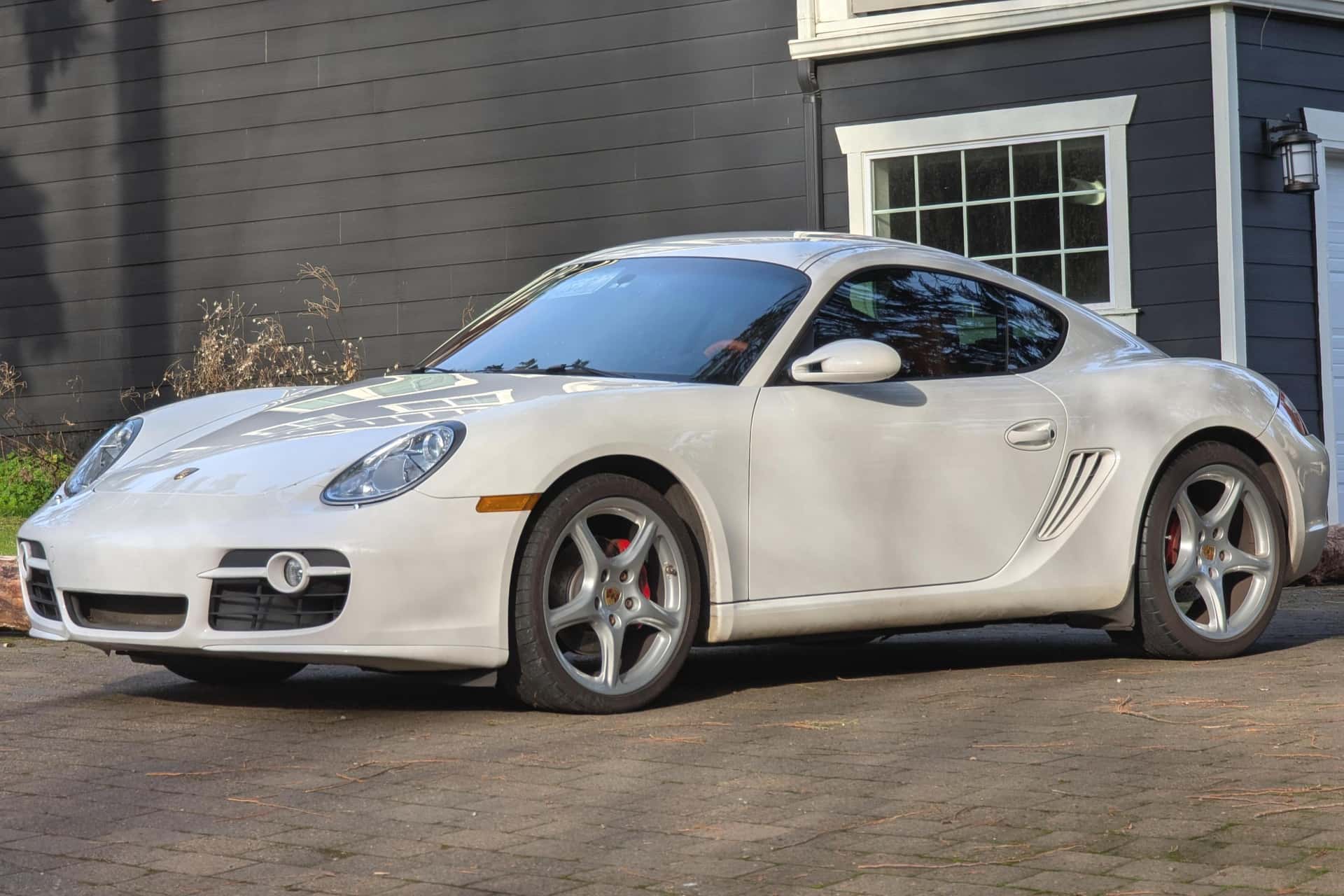 2008 Porsche 987 Cayman sold for $23,750