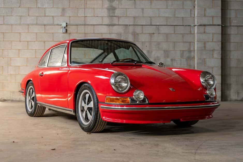 1968 Porsche SWB 911 (1965-1968) sold for $59,000