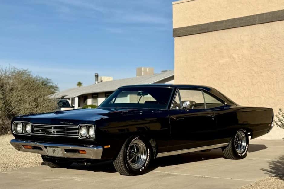 1969 Plymouth Road Runner sold for $65,000