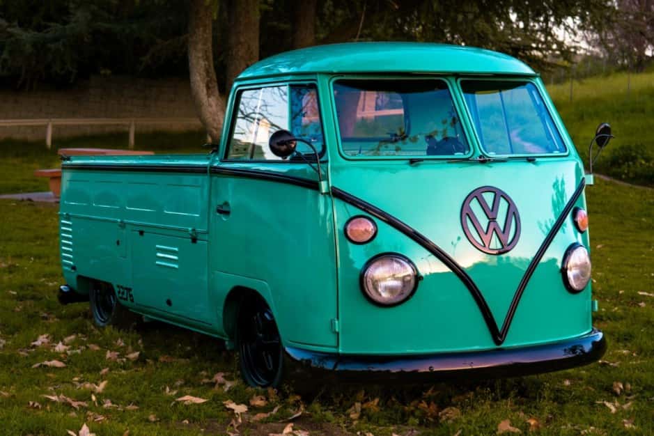 1962 Volkswagen Split-Window Pickup sold for $38,250