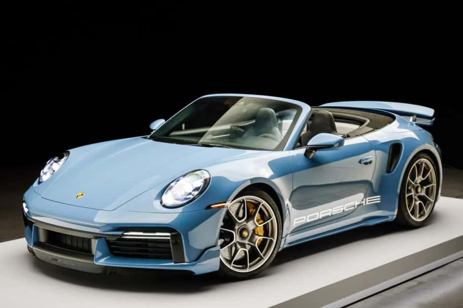 2025 Porsche 992 911 Turbo sold for $312,000