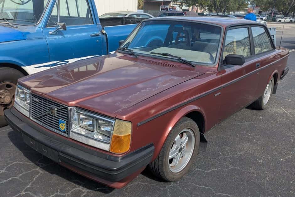 1983 Volvo 240 sold for $4,800