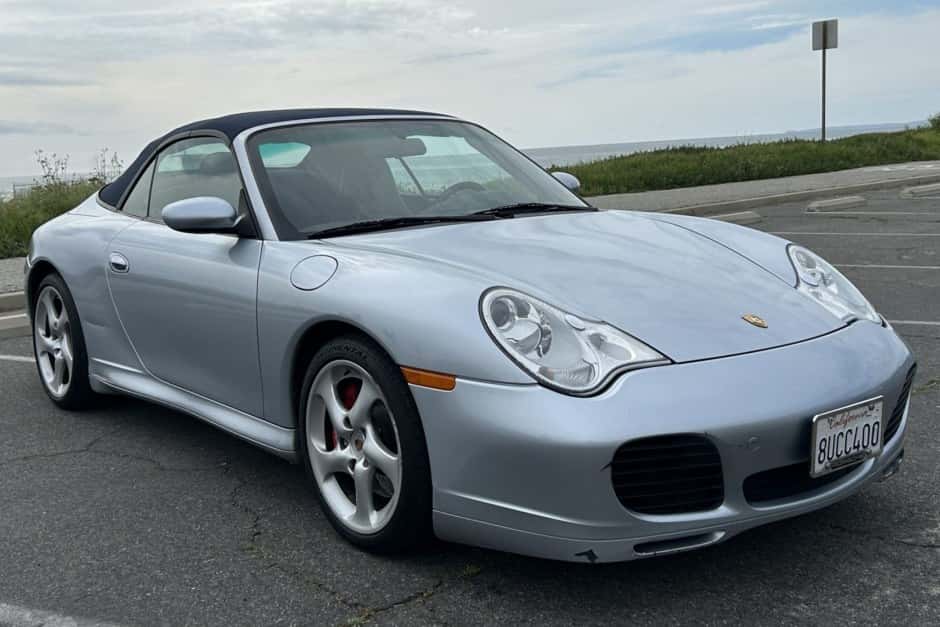 2004 Porsche 996 911 Carrera 4S sold for $40,250