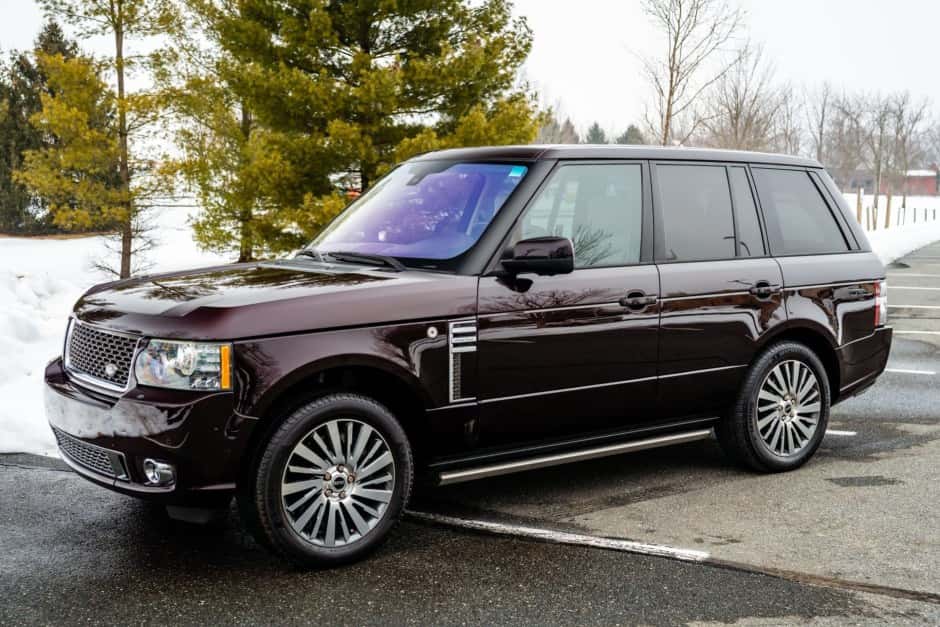 2011 Land Rover Range Rover L322 sold for $54,250