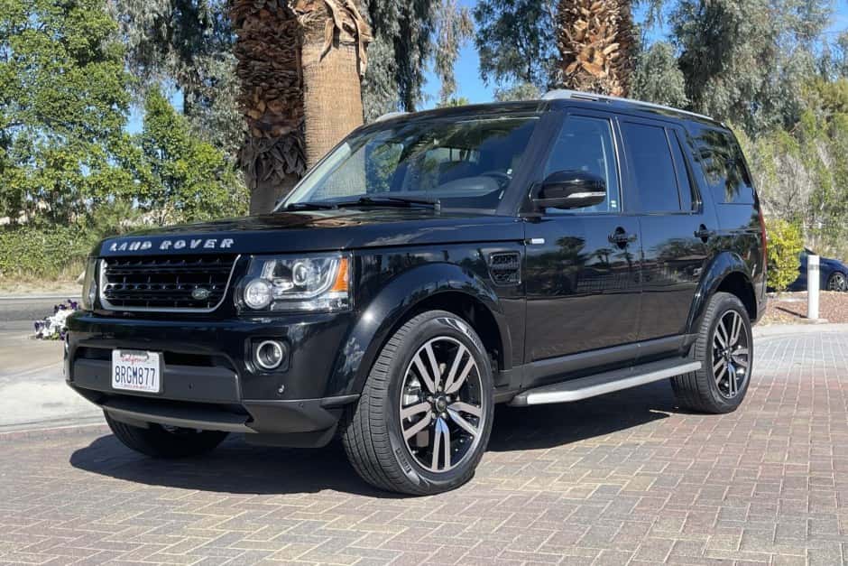 2016 Land Rover LR4 sold for $37,500