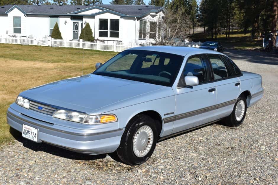 1994 Ford Crown Victoria sold for $6,300