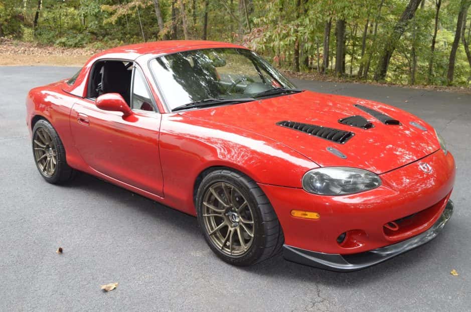 1999 Mazda NB MX-5 Miata sold for $30,350