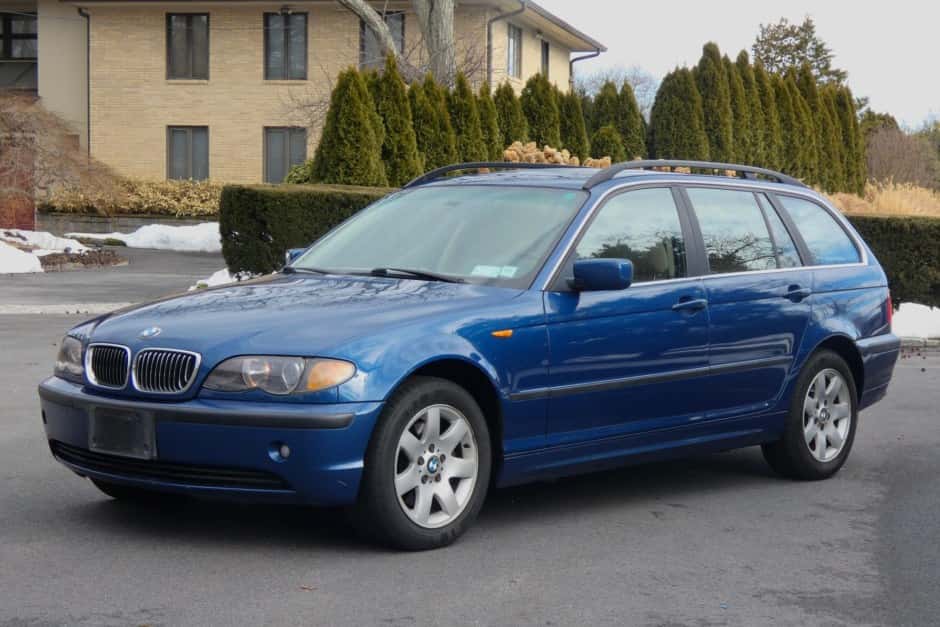 2002 BMW E46 3-Series Touring sold for $15,500