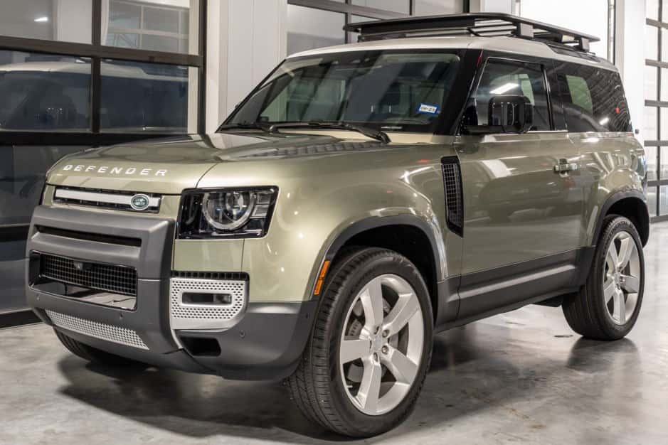 2021 Land Rover Defender L663 sold for $58,000