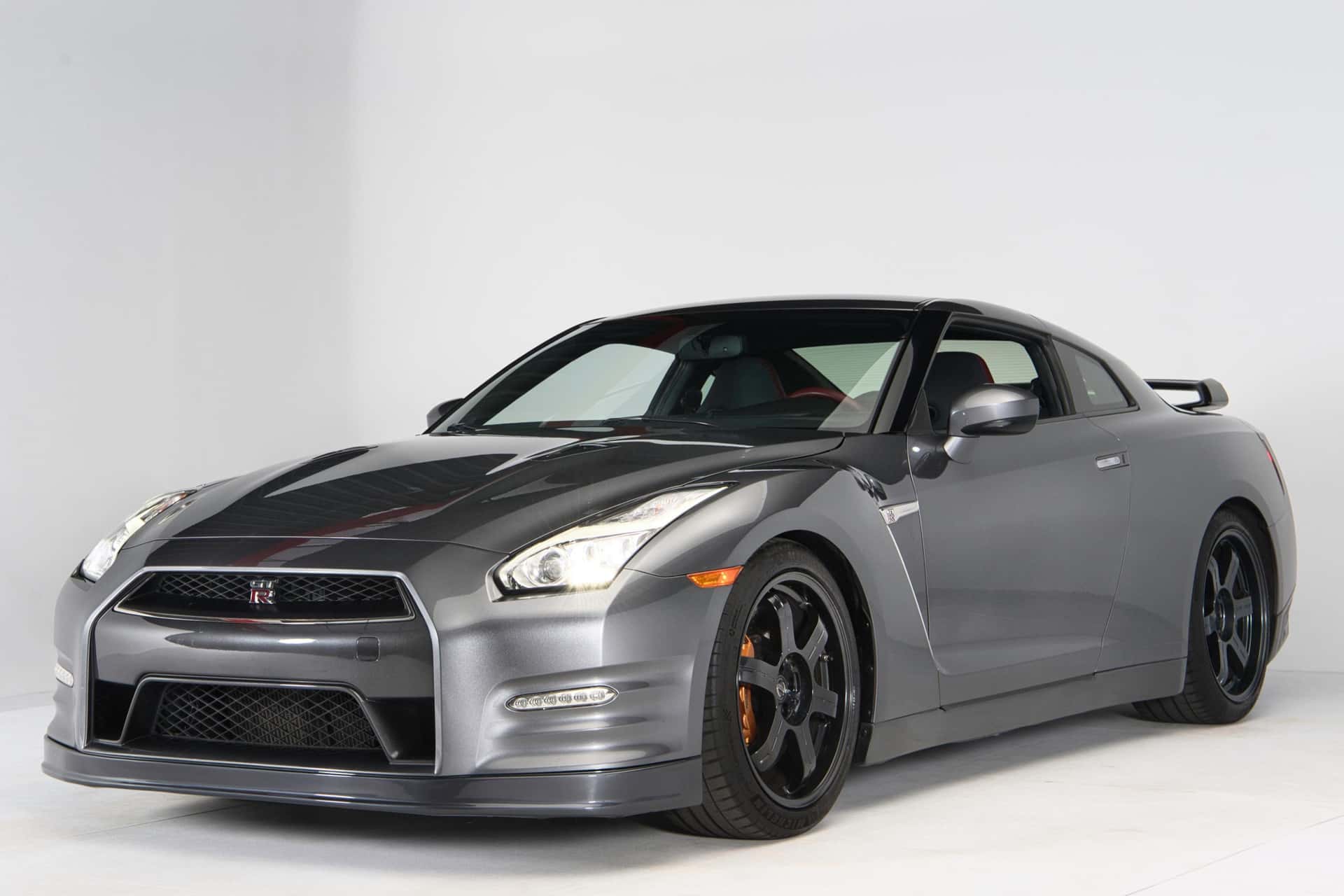 2016 Nissan R35 GT-R sold for $103,000