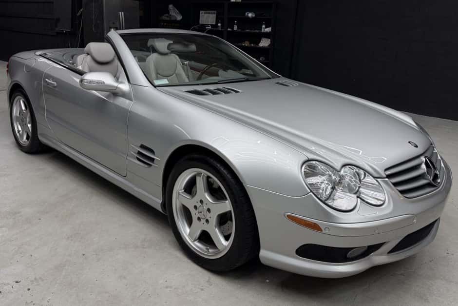 2003 Mercedes-Benz R230 SL sold for $28,000