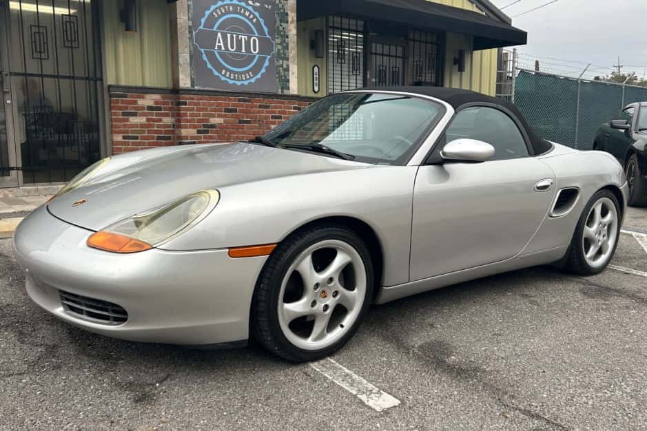 2001 Porsche 986 Boxster sold for $10,500