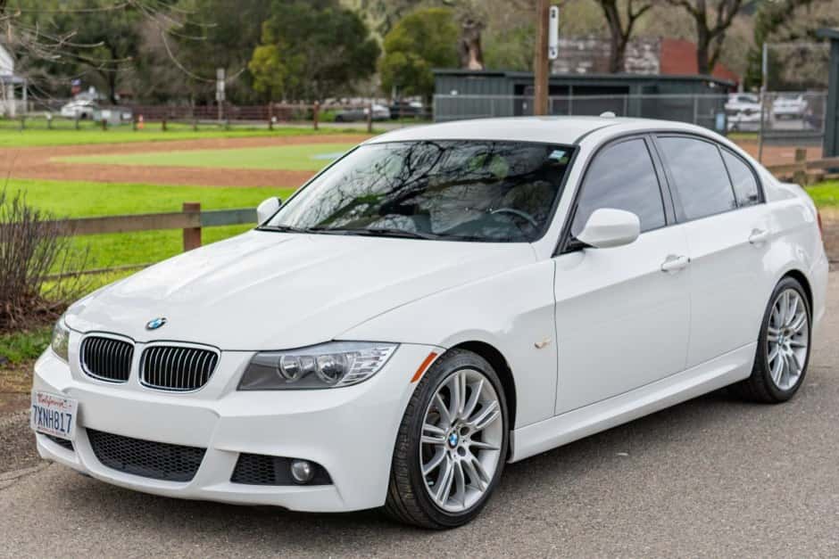 2011 BMW E90 3-Series Sedan sold for $7,490