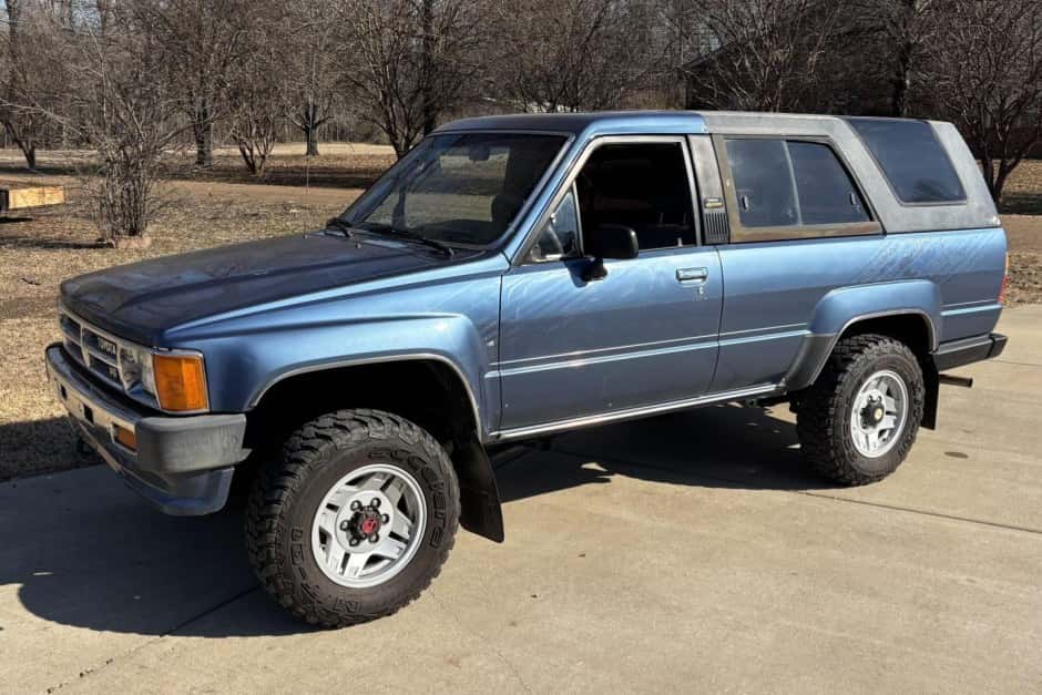1988 Toyota 4Runner (N60) sold for $8,400