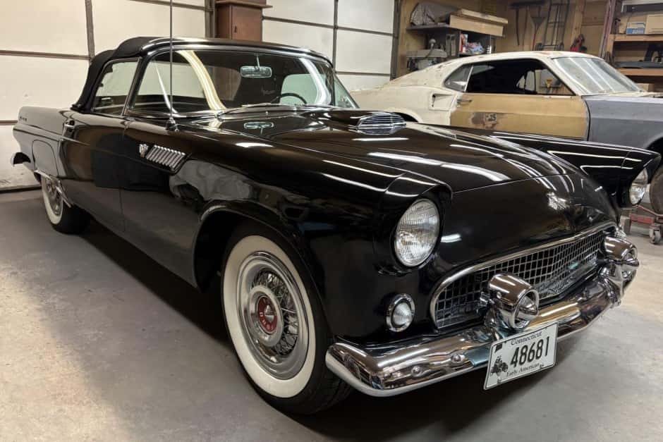 1955 Ford Thunderbird (1955-1957) sold for $30,750