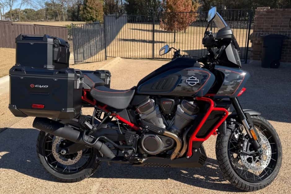 2025 Harley-Davidson CVO sold for $20,000