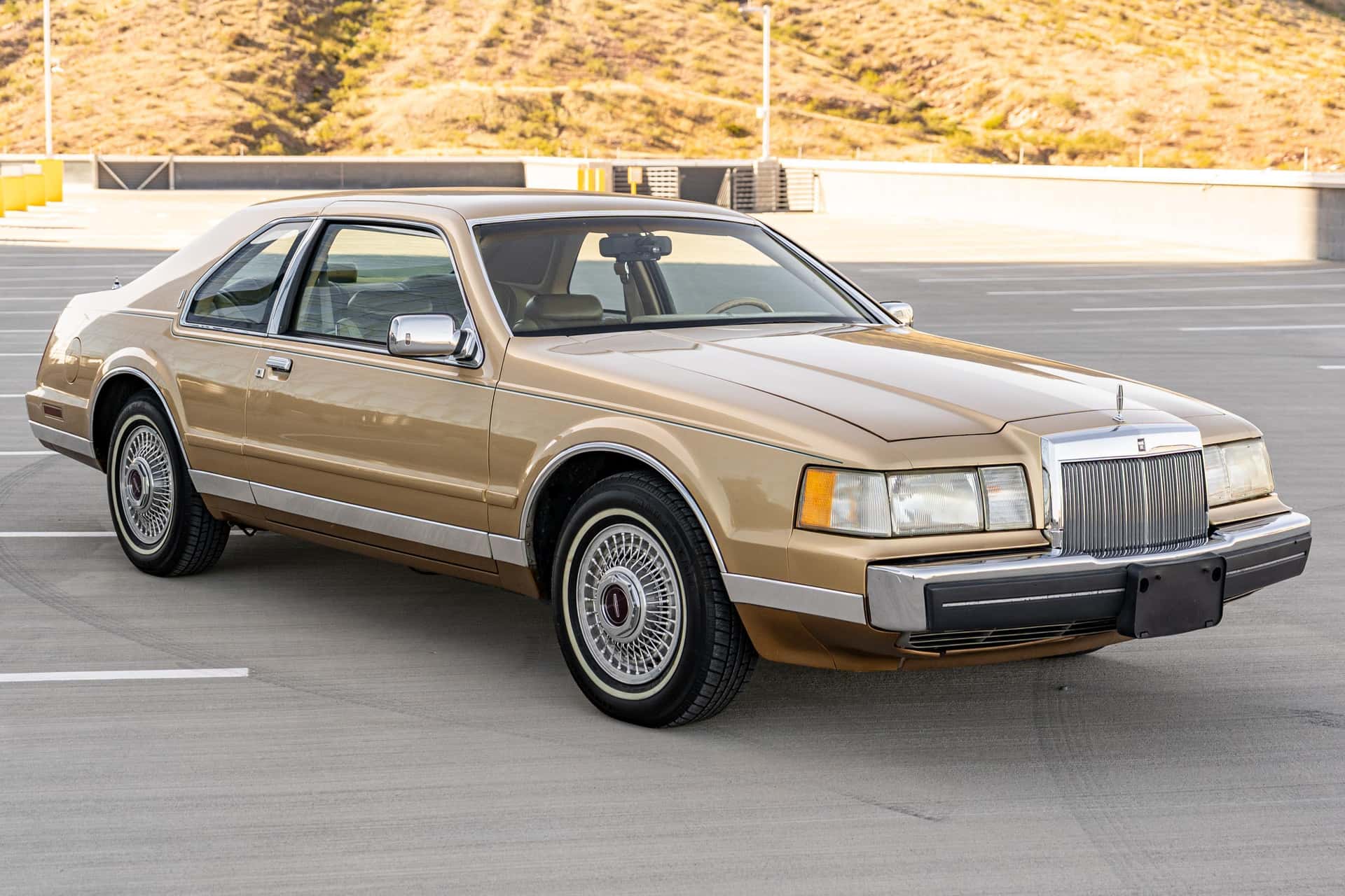 1984 Lincoln Mark VII sold for $4,200