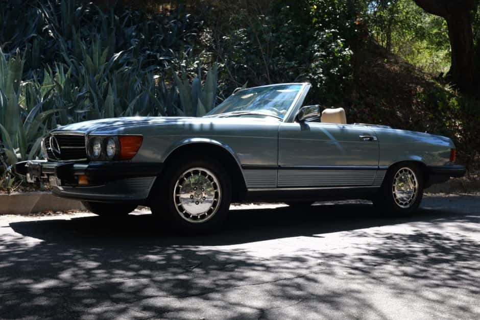 1986 Mercedes-Benz R107 SL sold for $52,000