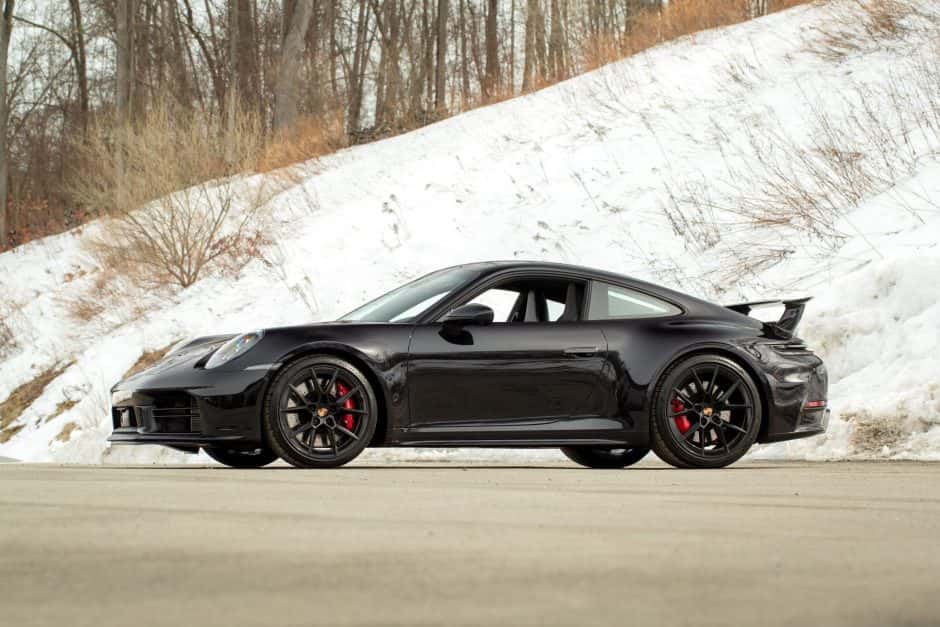 2025 Porsche 992 911 Carrera S sold for $166,000