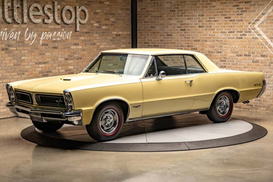 1965 Pontiac GTO (1964-1967) sold for $42,000